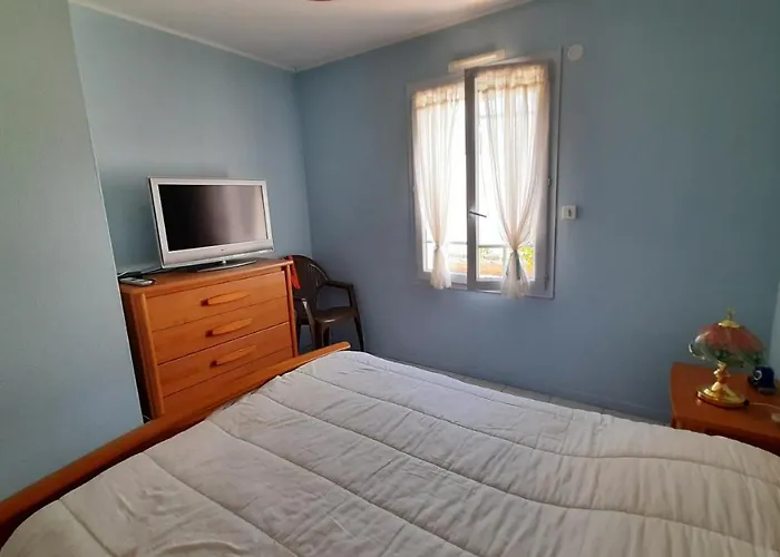 Maison De Au Calme, De Plain Pied, 2 度假居 圣让-德蒙