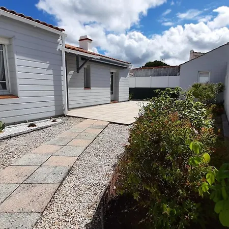 Maison De Au Calme, De Plain Pied, 2 *